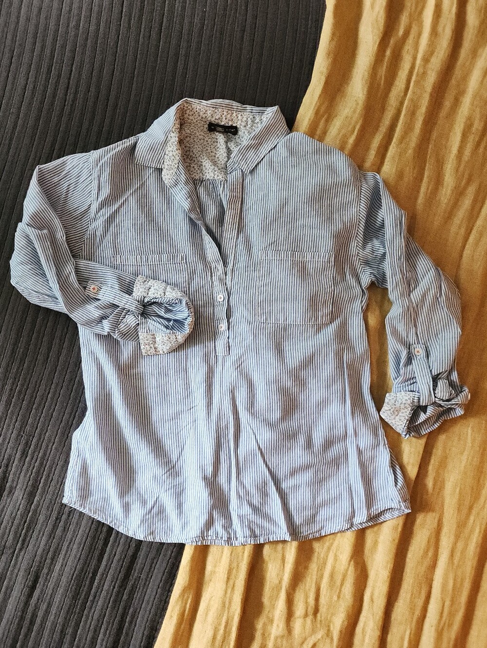 Vintage 80s Button Up Blouse